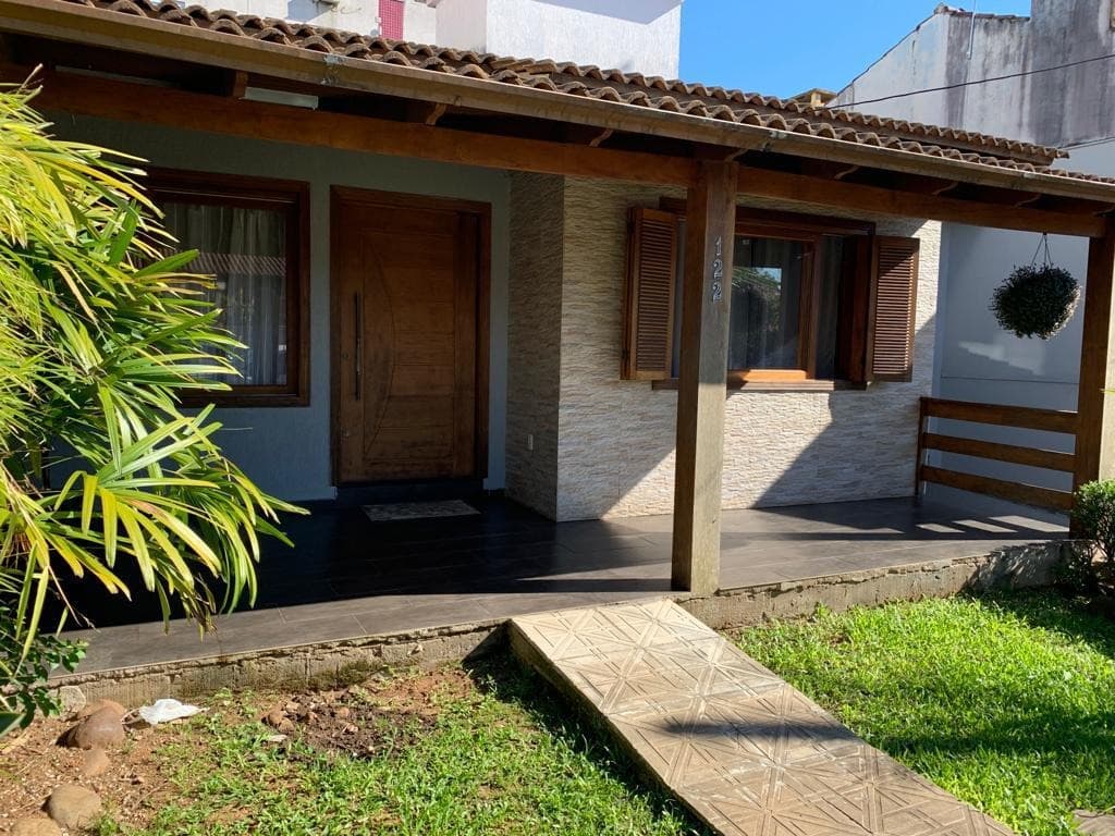 Casa de 3 dormitórios · Centro
