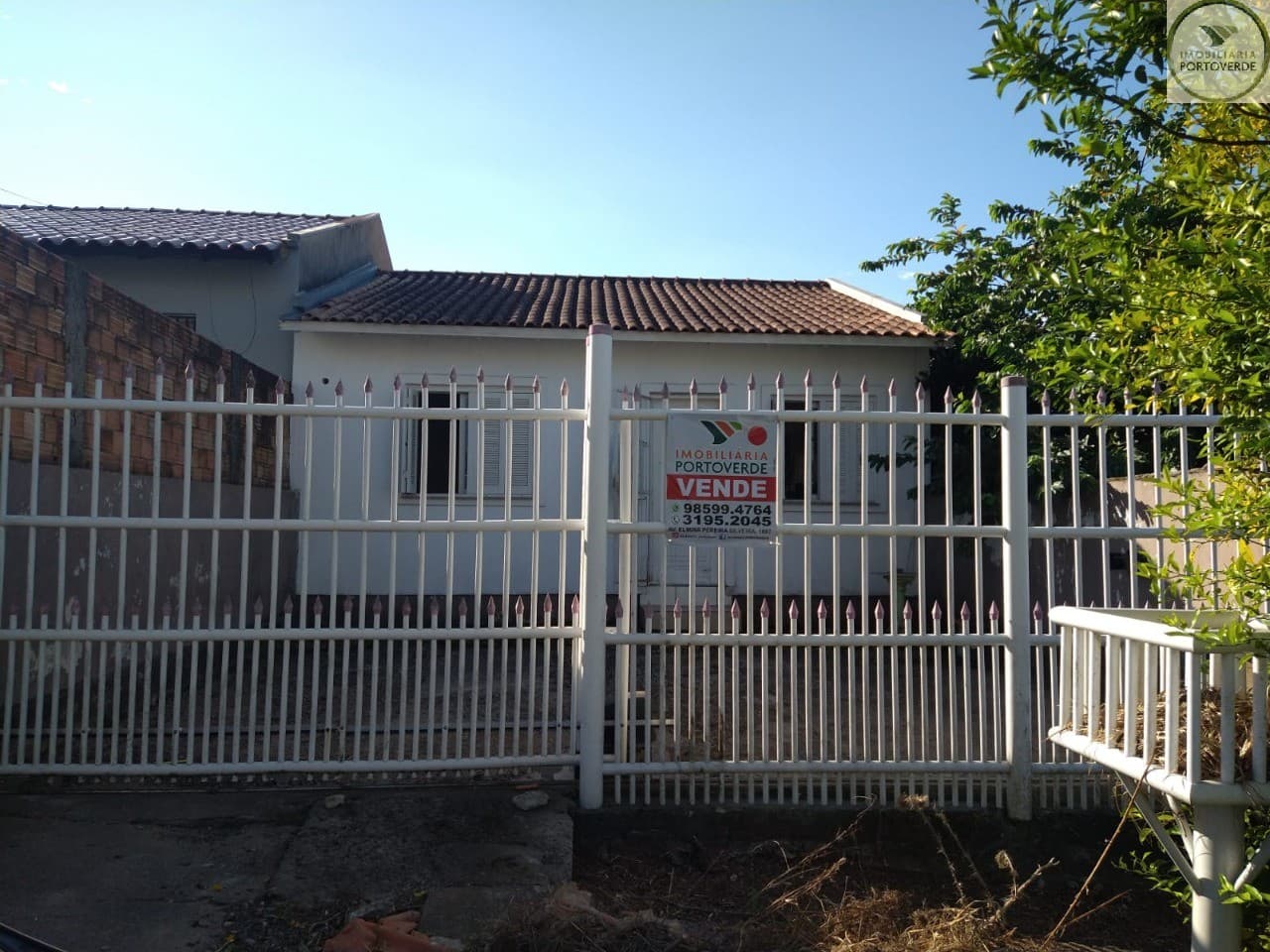 Casa de 2 dormitórios · Jardim Algarve